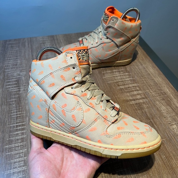 Nike Shoes - Nike Dunk Sky High Women’s Size 6 Wedge Sneakers 586581-200‎ Shoes BHM
